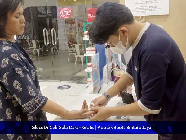 GlucoDr cek gula darah Apotek Boots Bintaro Jaya I 2023