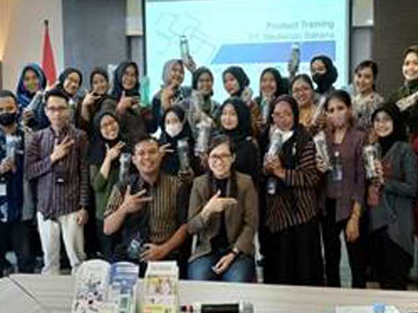 sesi photo bersama saat acara selesai