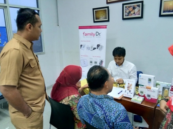 Partisipasi PT Medisindo Bahana Pada Seminar Penyakit Degeneratif