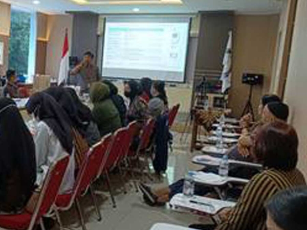 Training Product Knowledge Di BM Kimia Farma Semarang