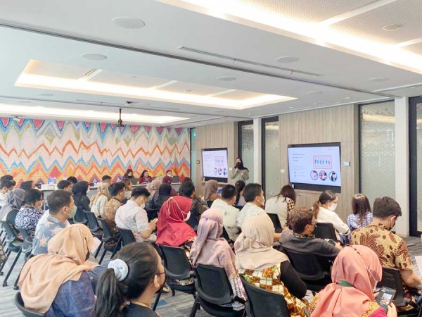 GlucoDr Goes To Office di PT Adira Finance