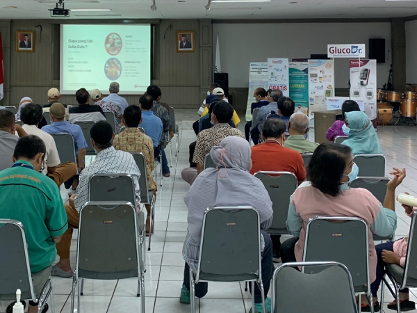 Sesi edukasi bahaya penyakit diabetes di PT Indofarma Tbk