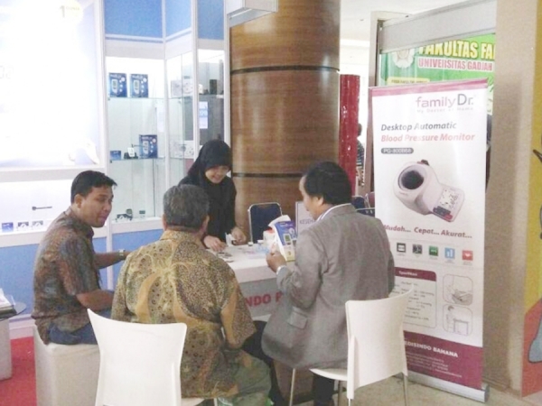Suasana REKERNAS Dan PIT 2016 Di Stand PT Medisindo Bahana