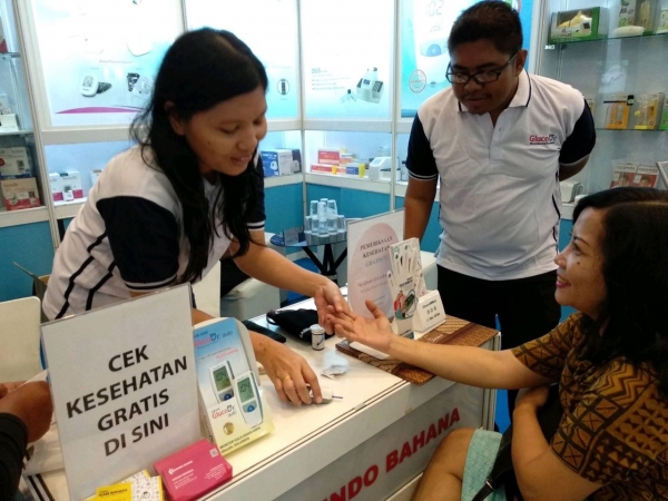 Suasan boot stand PT Medisindo Bahana pada Hospital Expo 2018 Surabaya