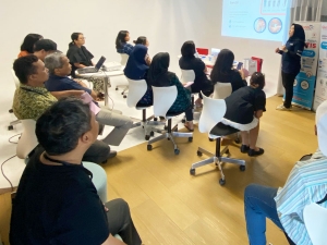 Kegiatan Edukasi Dan Cek Gula Darah Di Kantor MRA Media